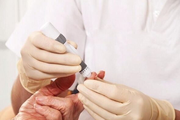 Cerca de sangue para medir o azucre para a diabetes