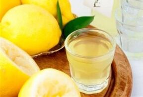 O zume de limón nunha mestura cun ovo normaliza o azucre no sangue na diabetes